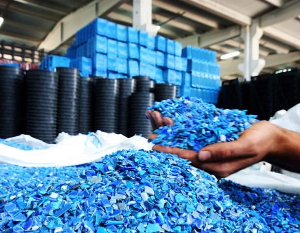 Plastics recovered through sustainable retail reverse logistics