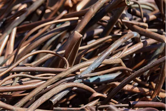 Mixed copper scrap containing impurities such as solder and oxidation